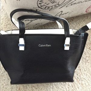 Calvin Klein black leather handbag purse